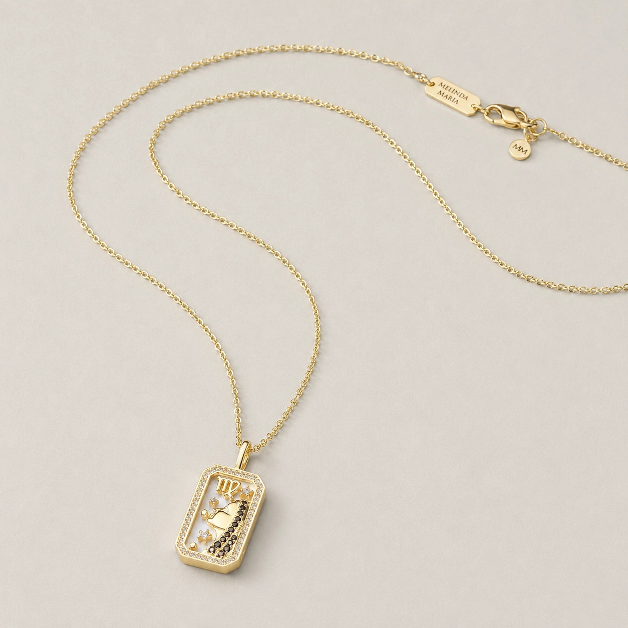 Sternzeichen-Halskette mit Perlmutt-Amulett | 18K vergoldeter Himmelsanhänger