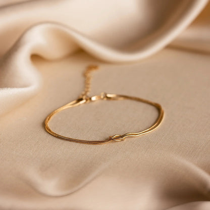 Forever Knot Bracelet | Meaningful Love & Friendship Bracelet